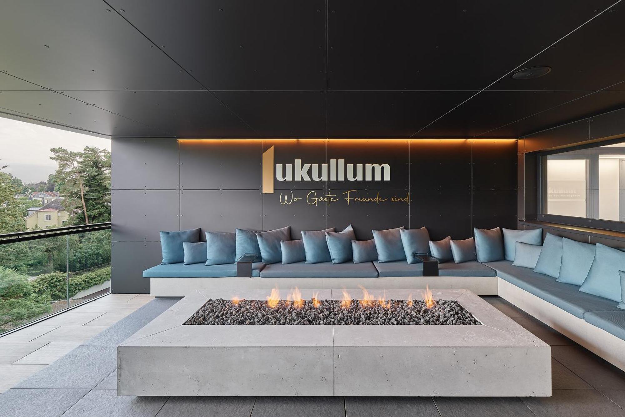 Lukullum Hotel FDH Buitenkant foto